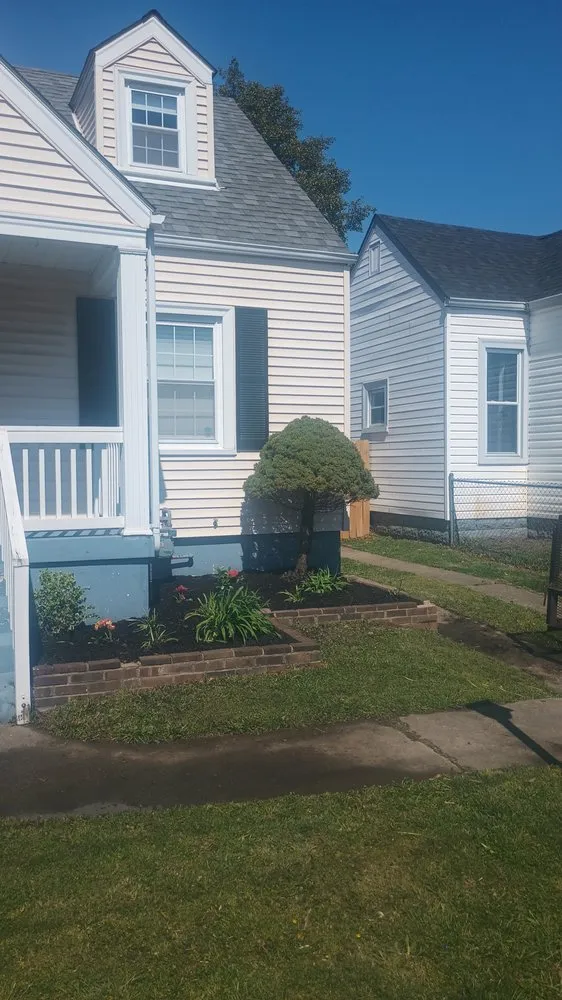 Top-rated yard cleanup service in Mount Washington, KY by Sunshine Cleaning & Landscape