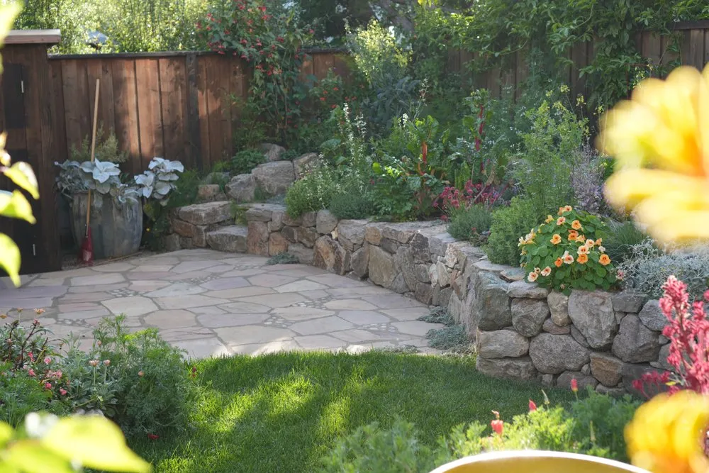 Expert yard maintenance with custom design across Oakland, CA - Sunshine Gardens Landscaping
