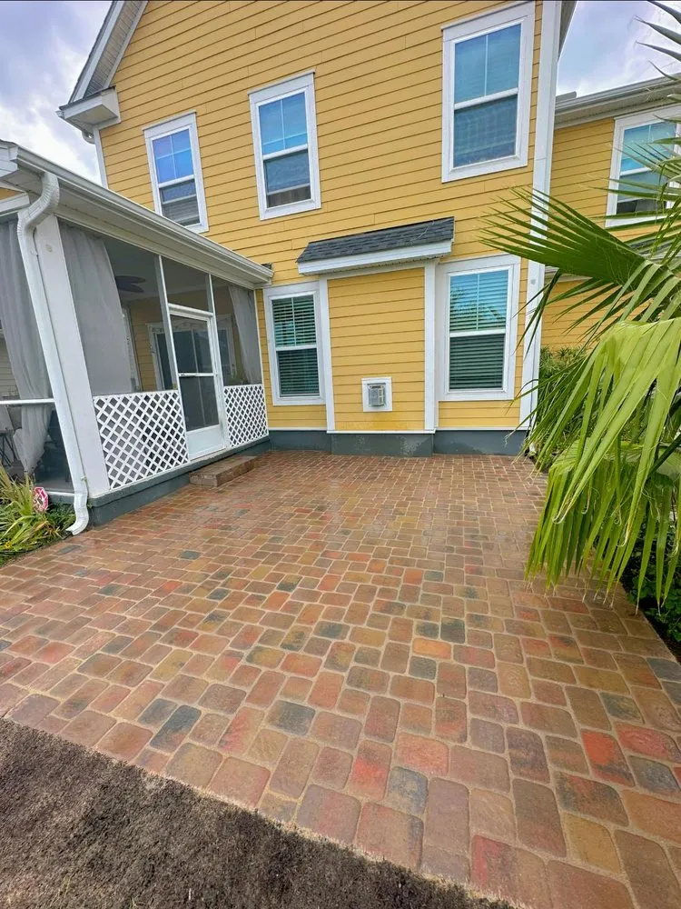 Expert lawn mowing service experts serving Ladson, SC - Sunshine Landscape & Design