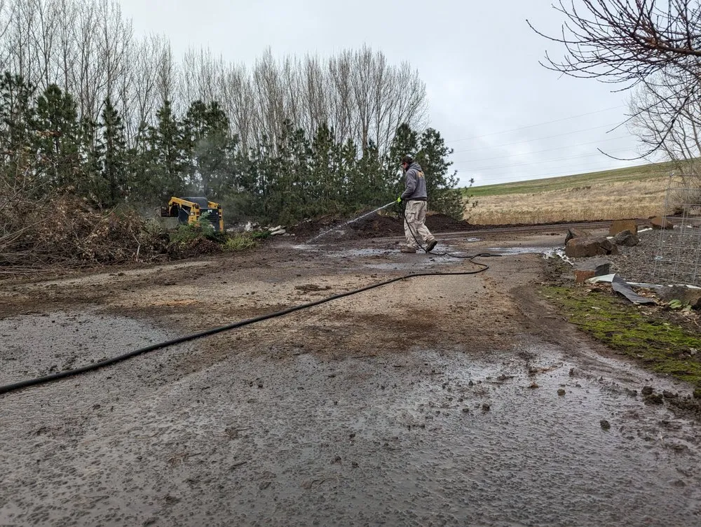 Professional lawn mowing service for homes in Walla Walla, WA by Sunshine Landscaping and Pool