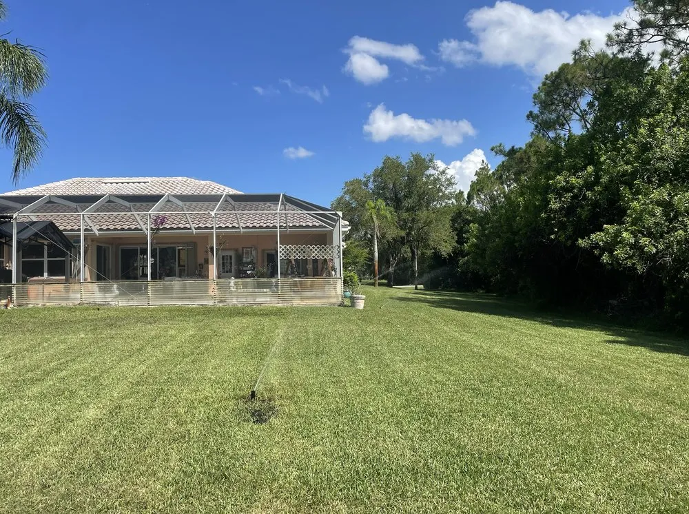 Top-rated landscape installation in Fort Pierce, FL by Sunshine Landscaping