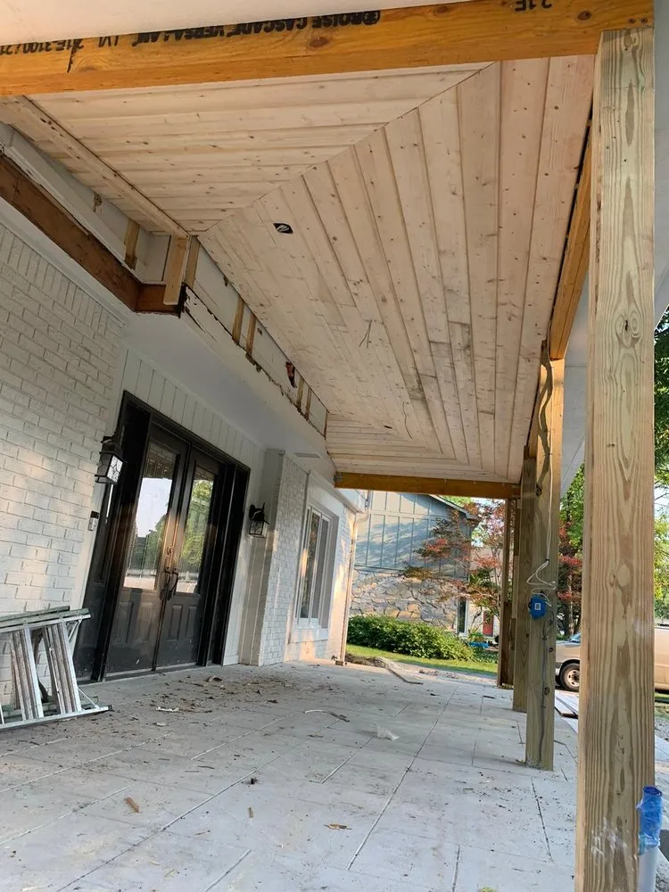 Expert yard cleanup service in Indianapolis, IN - Sunshine Landscaping