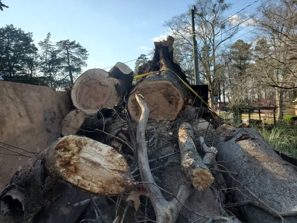 Expert lawn mowing service in Lilburn, GA - Sunshine Landscaping