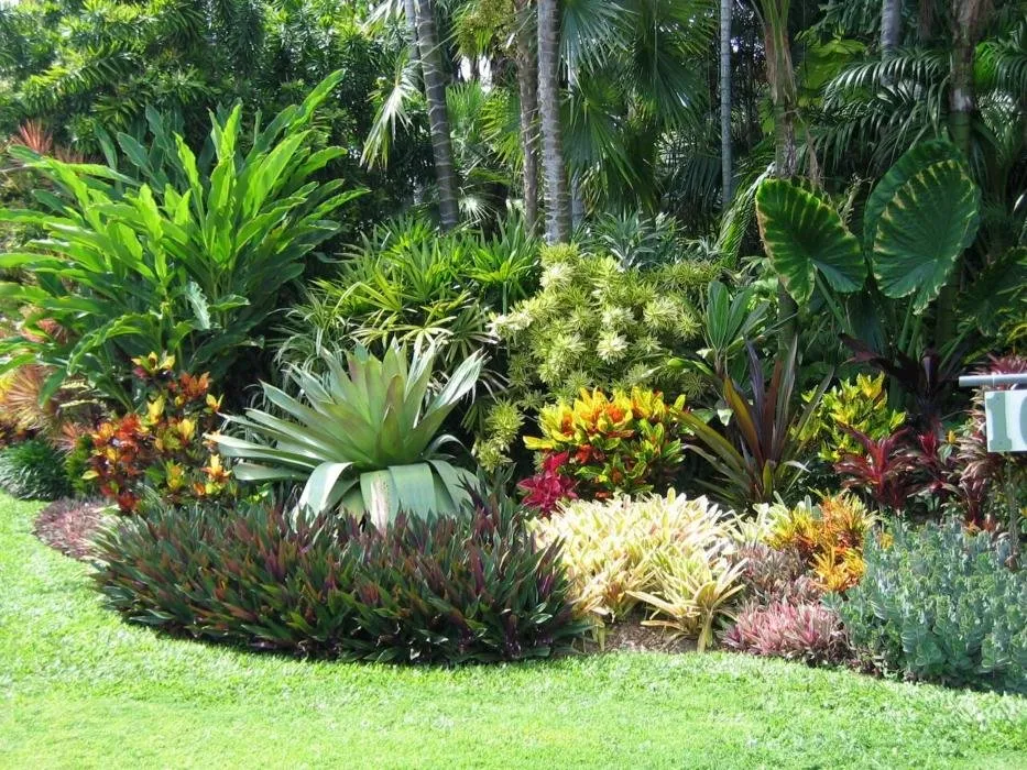 Top-rated garden landscaping in Charleston, SC - Sunshine Lawn Care