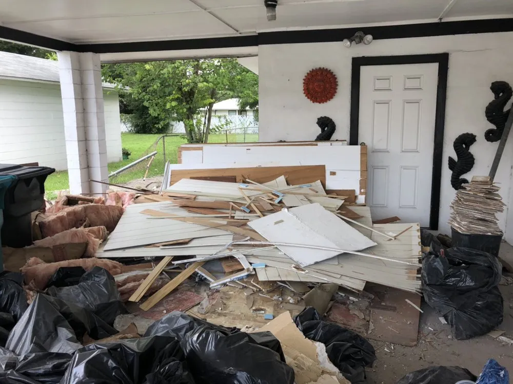 Custom landscape design with custom design in Winter Park, FL by Sunshine Lawn Services & Maintenance