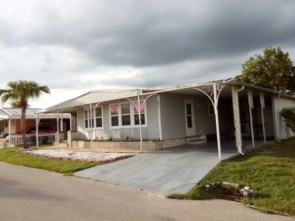 Trusted garden landscaping experts serving Lehigh Acres, FL - Sunshine Tree Cutting