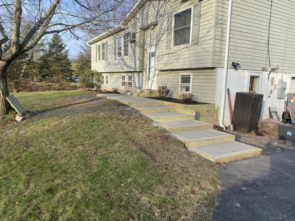 Professional outdoor landscaping for beautiful yards across Glasco, NY - Sunshine Valley Construction & Landscaping