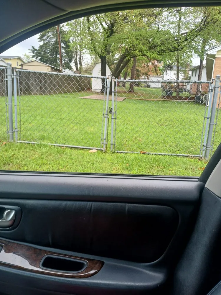 Custom yard cleanup service in Greensboro, NC - Sunshine's Landscaping &Home Cleaning Service