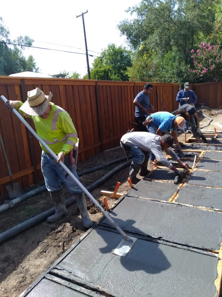 Top-rated lawn care service for homes across Sacramento, CA - Sunview landscape