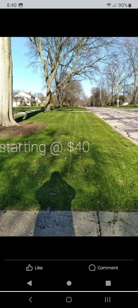 Custom lawn mowing service experts serving Murfreesboro, TN - Super Clean Mulch And Out Door Service