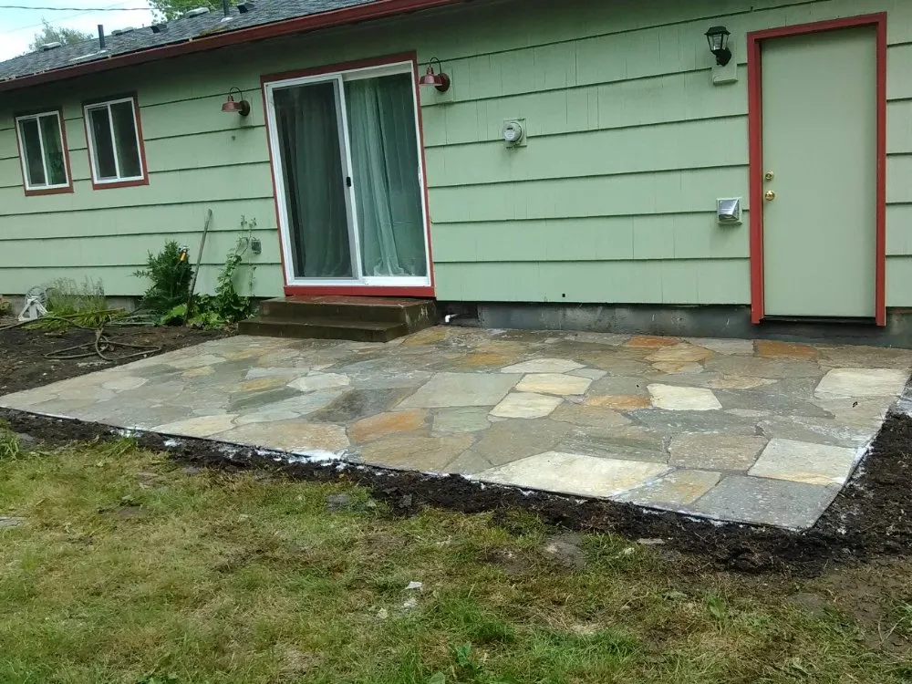 Top-rated yard cleanup service in Portland, OR - super house services