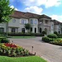 Local yard maintenance for year-round maintenance across Winter Garden, FL - Super Lawns 2.0