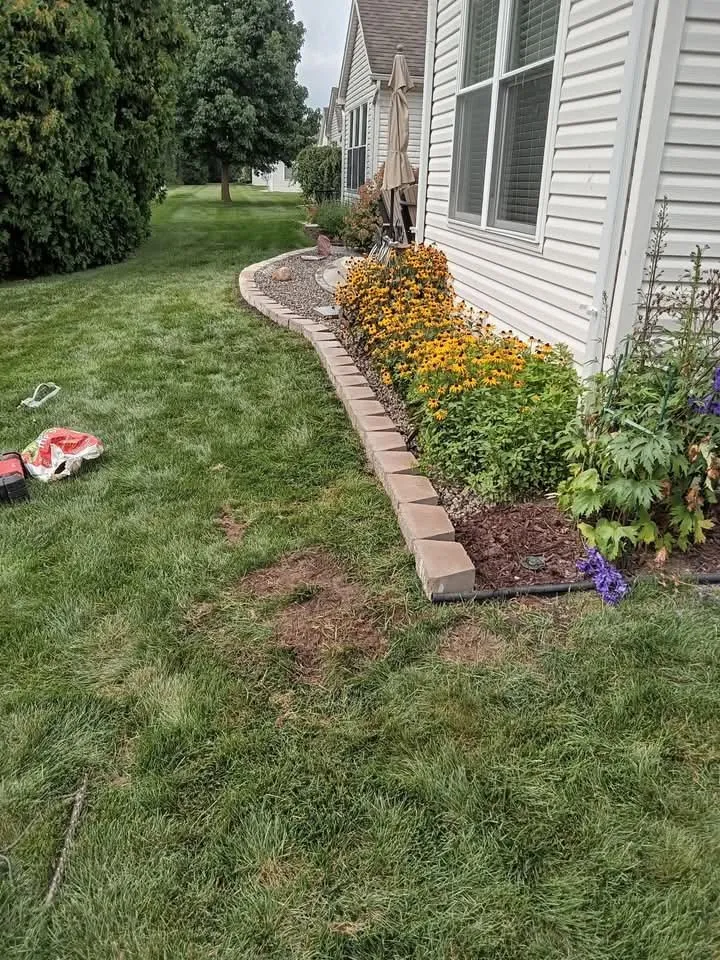 Trusted yard maintenance in Toledo, OH - Super Scapes