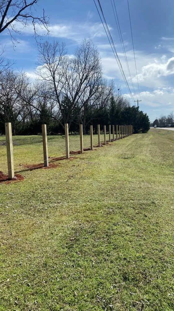 Reliable yard cleanup service in Warner Robins, GA by Super Star Lawn Care & Fencing