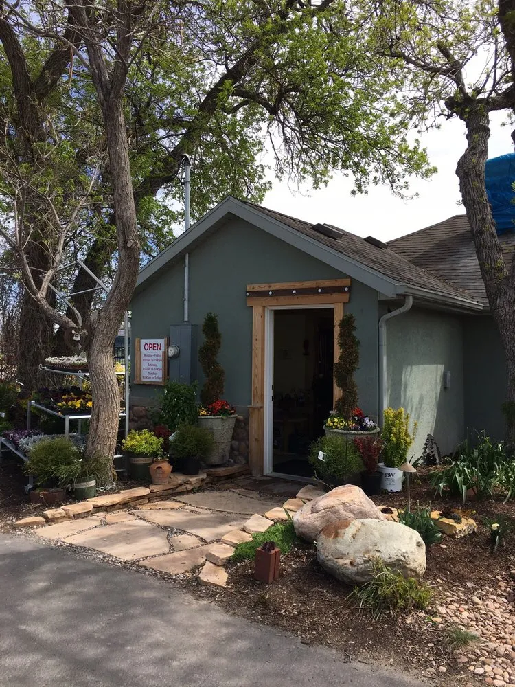 Local landscape installation experts serving Riverton, UT - Super Trees Riverton Nursery