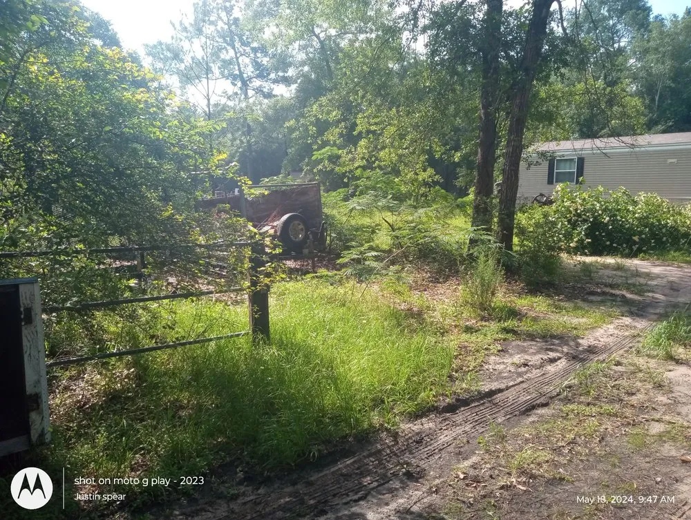 Expert lawn mowing service in Cleveland, TX - Superfast Lawn Service