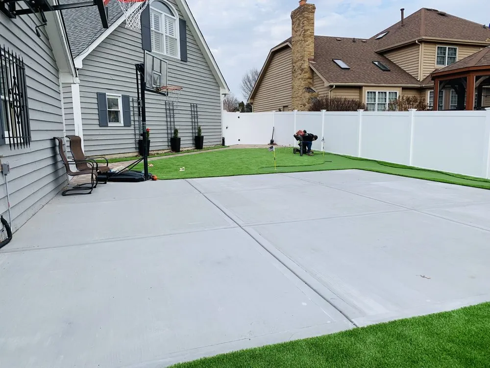 Expert landscape installation experts serving Chicago, IL - SuperGreen Hardscapes