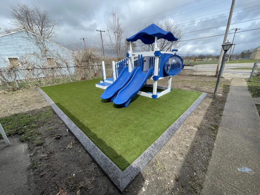 Top-rated yard cleanup service experts serving Middlebury, IN - Superior Borders