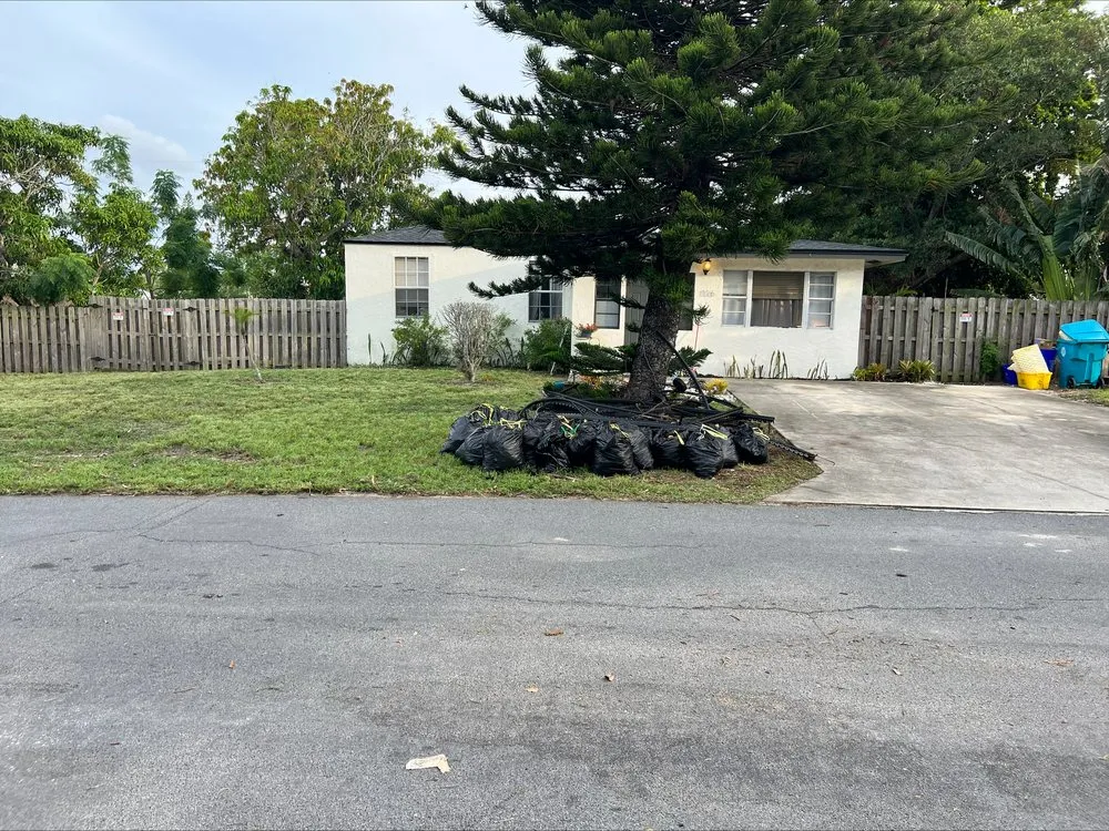 Trusted yard cleanup service for year-round maintenance across Boynton Beach, FL - Superior Green Lawn Maintenance