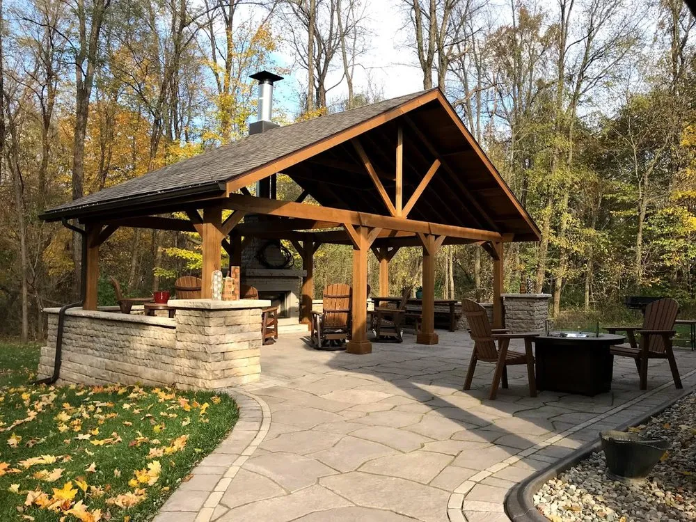 Top-rated garden landscaping in Middlebury, IN - Superior Hardscapes