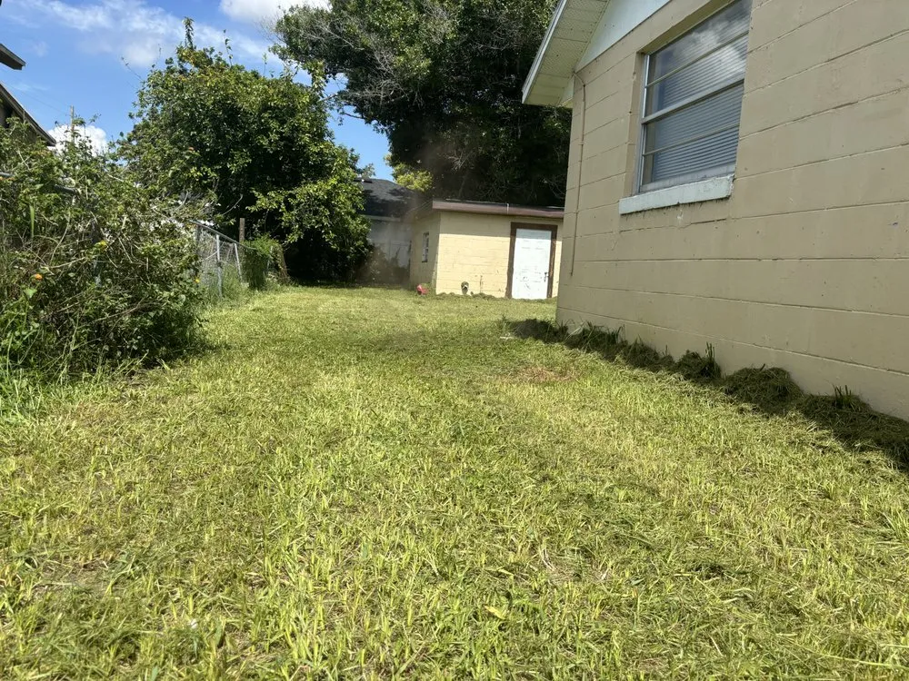 Custom landscaping services for beautiful yards across Orlando, FL - Superior Hortus Landscaping