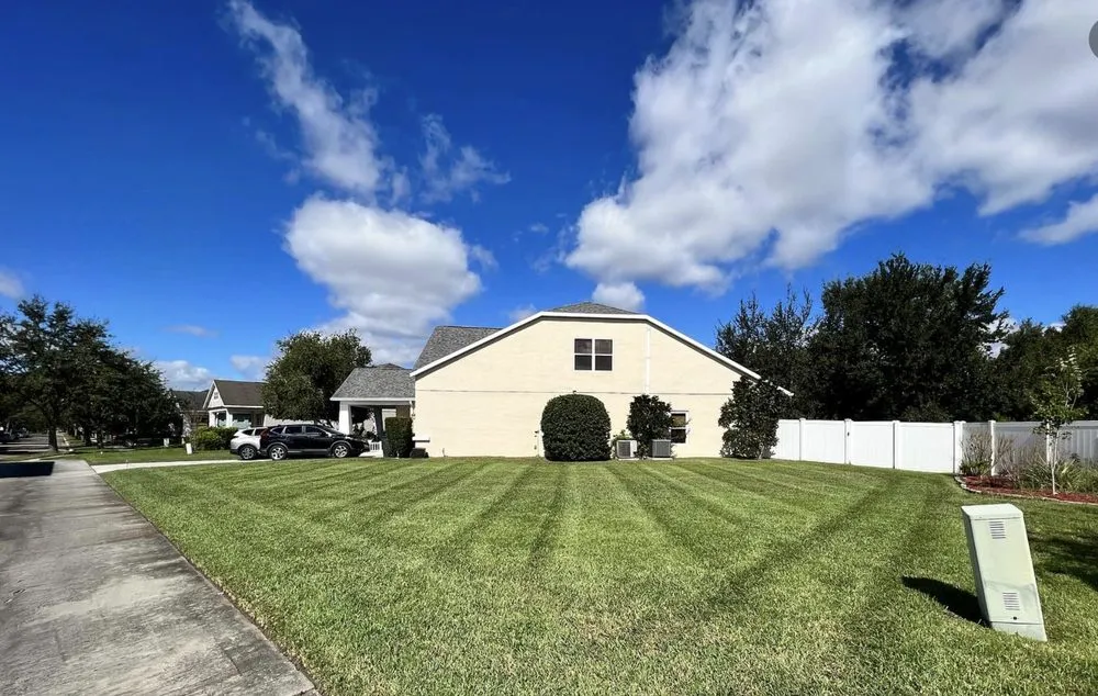 Expert lawn care service with custom design in Orlando, FL by Superior Image Lawn Care & Maintenance