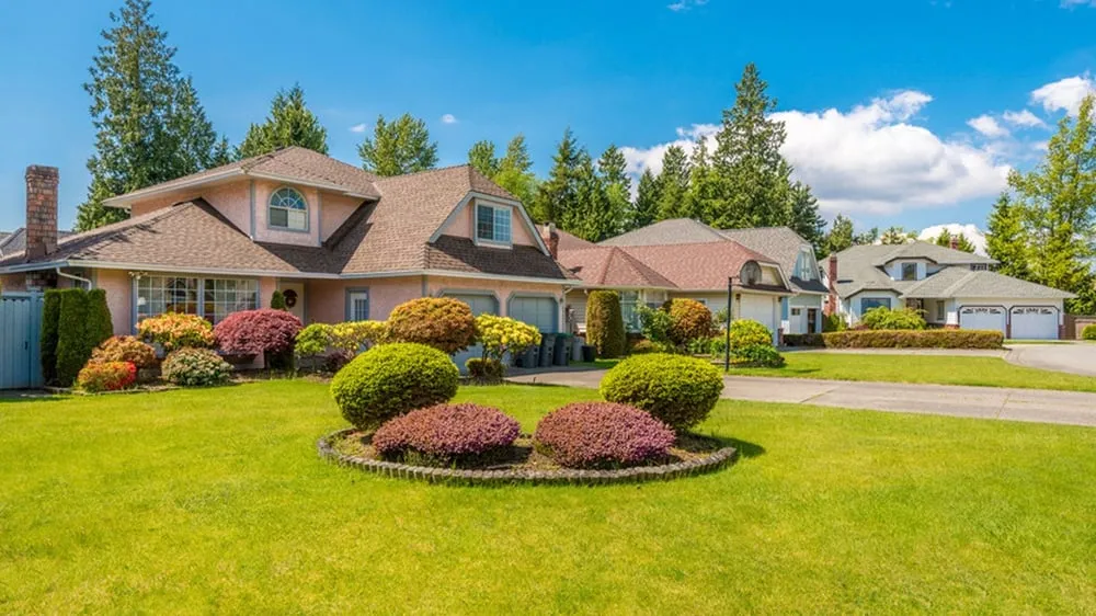 Custom landscaping services with custom design in Klamath Falls, OR by Superior Landscape & Design