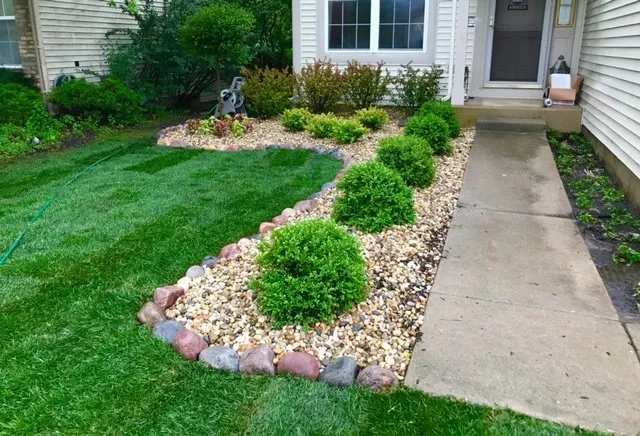Custom outdoor landscaping experts serving Round Lake Park, IL - Superior Landscape