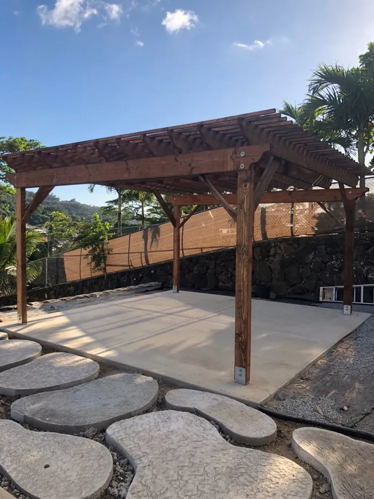 Local lawn mowing service experts serving Wahiawa, HI - Superior Landscaping And Masonry