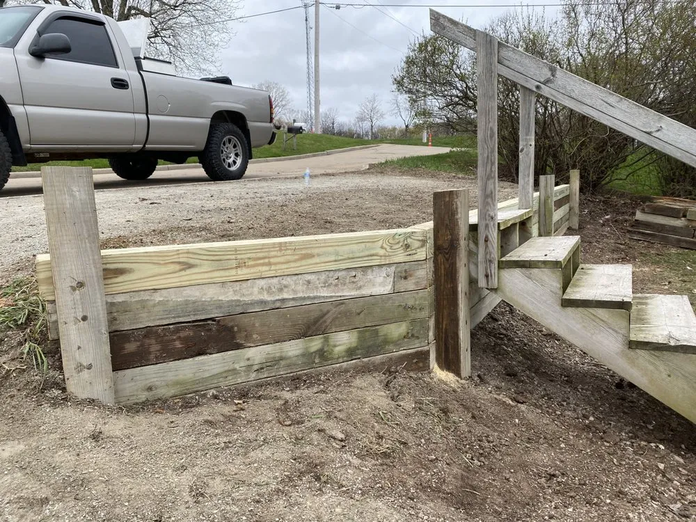 Expert garden landscaping in Ashwaubenon, WI - Superior Landscaping