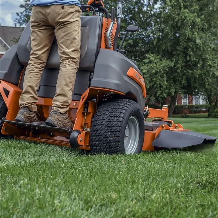 Local lawn mowing service in Lexington, KY - Superior Lawn and Landscape