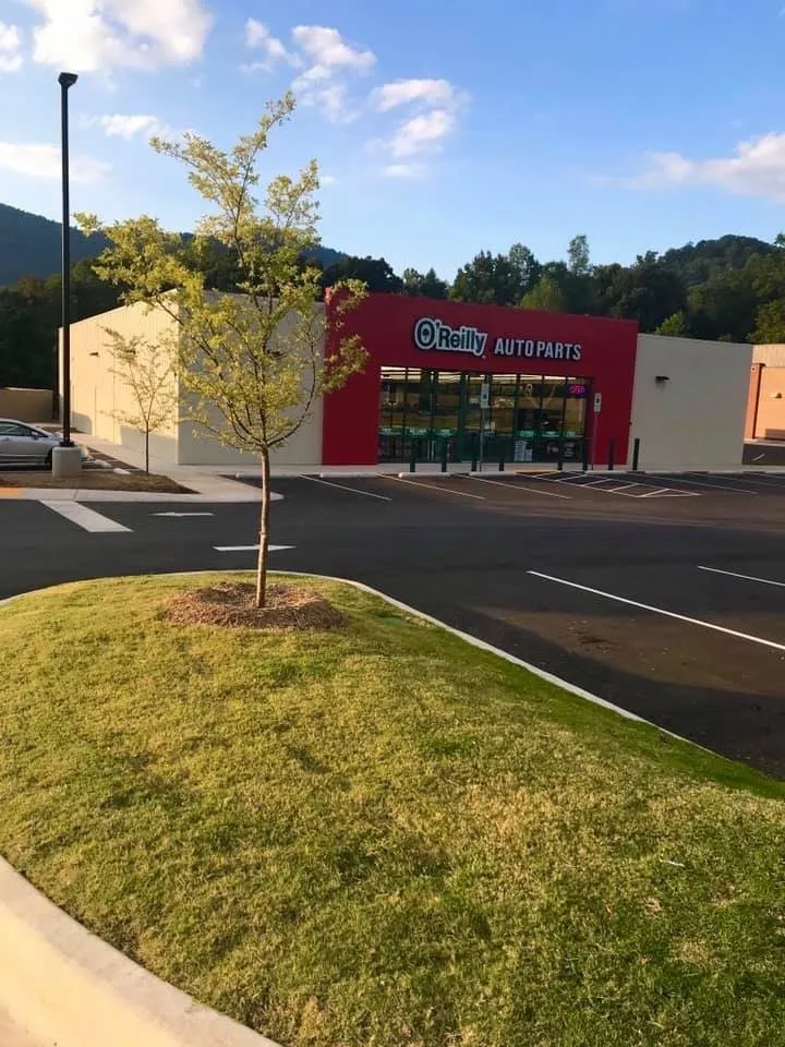 Reliable lawn mowing service experts serving Columbus, NC - Superior Lawn Care & Maintenance