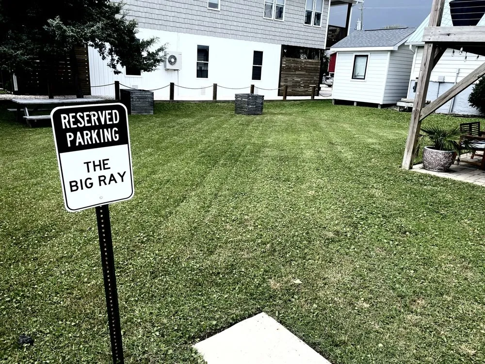 Reliable lawn care service in Wilmington, NC by Superior Lawn Care