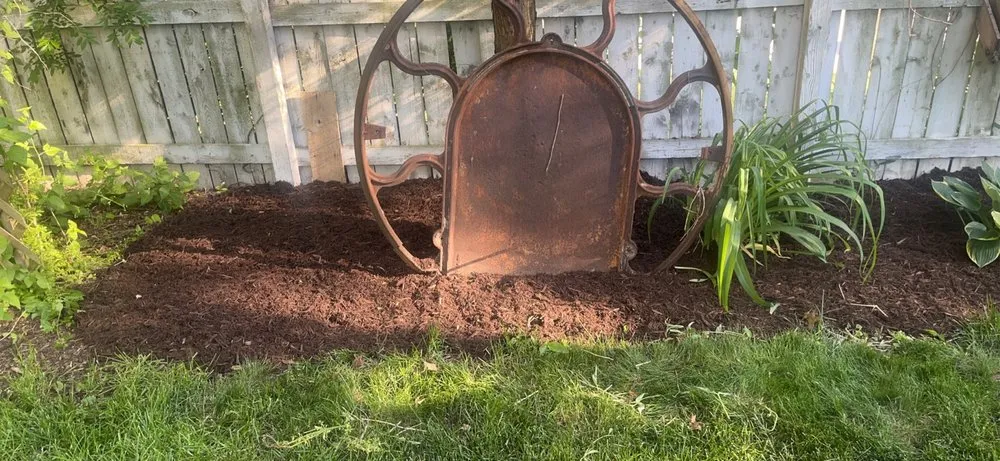 Custom yard maintenance in Topeka, IN - Superior Lawn Mowing