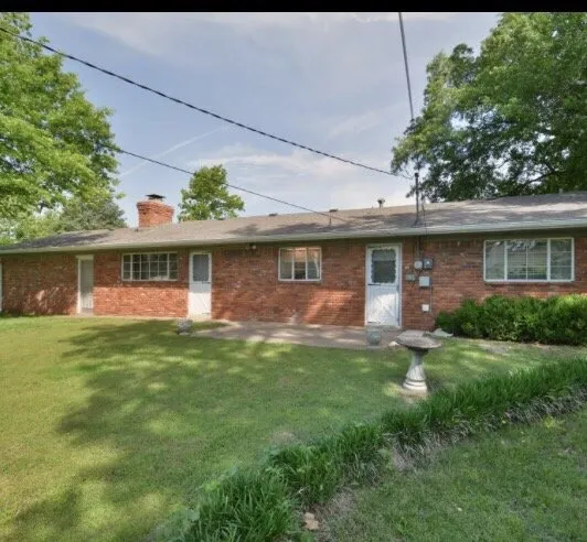 Custom landscaping services with custom design in Tulsa, OK by Superior Lawn