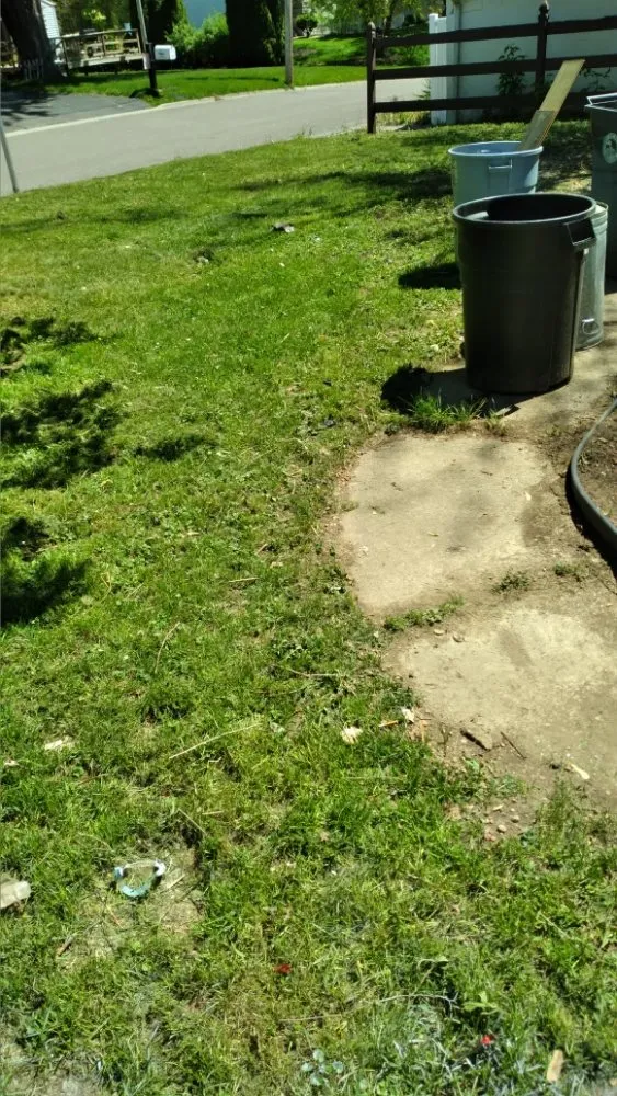 Custom lawn care service experts serving Peoria, IL - Superior Lawncare And Landscaping