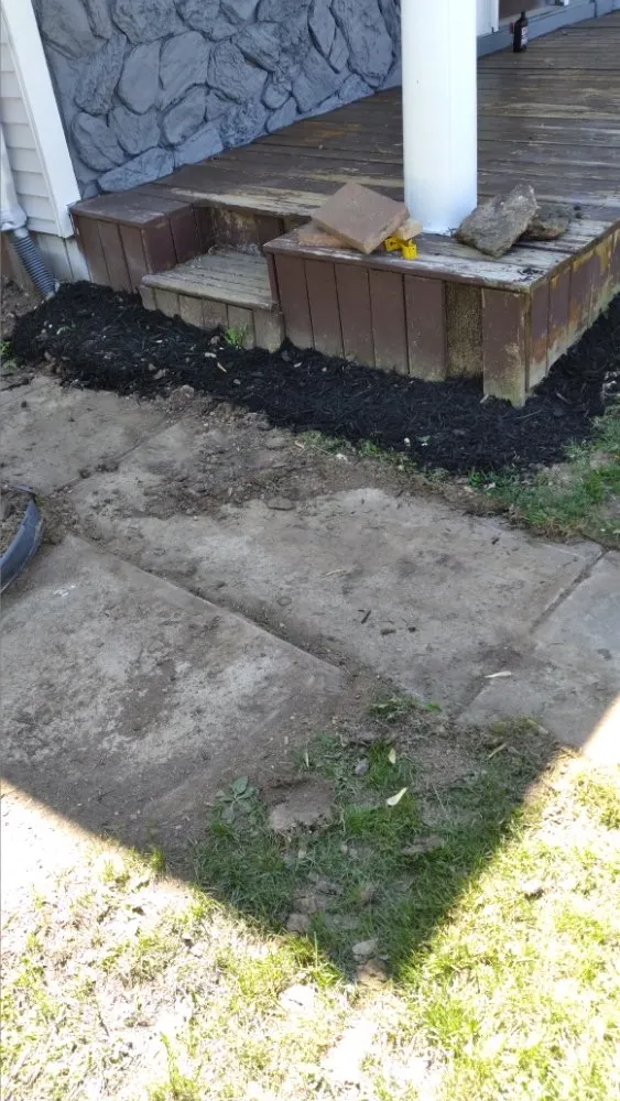 Reliable garden landscaping for outdoor upgrades in Peoria, IL by Superior Lawncare And Landscaping