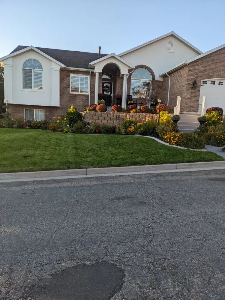 Reliable garden landscaping in Layton, UT - Superior Maintenance and Landscape