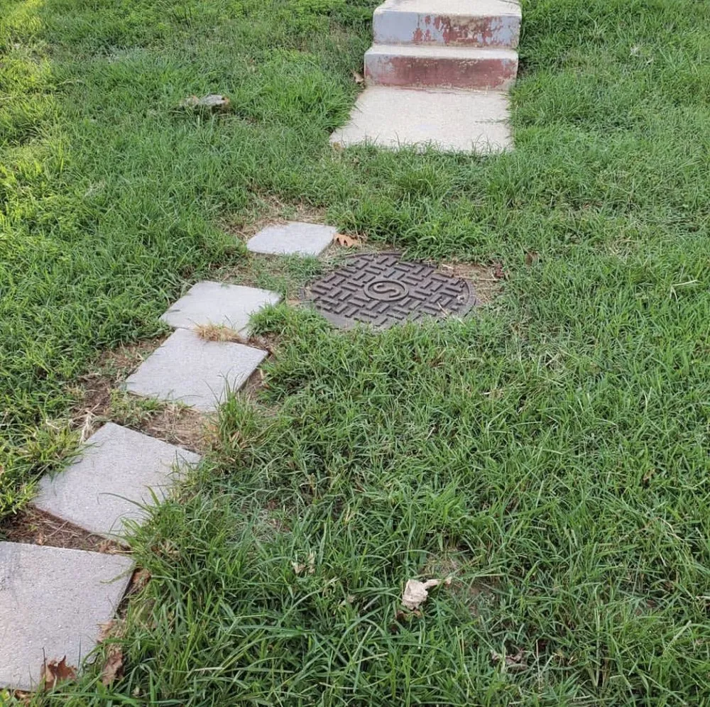 Custom garden landscaping in Upper Marlboro, MD by Superior Management Group