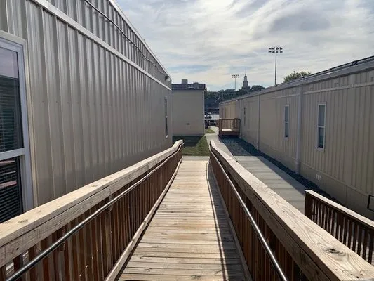 Superior Management Group Logo