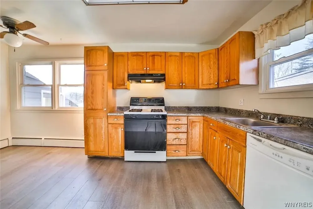 Custom outdoor landscaping in Niagara Falls, NY - Superior Property Services