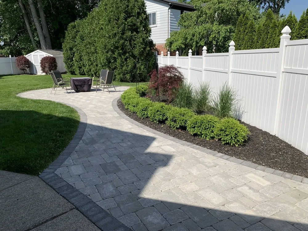 Local landscaping services in Shelby Township, MI by Superior Scape
