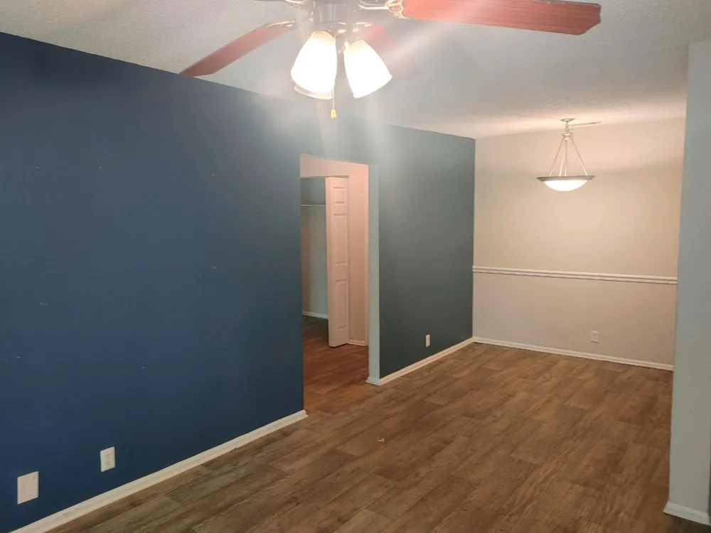 Custom garden landscaping for year-round maintenance in Shelbyville, TN by Superior Service