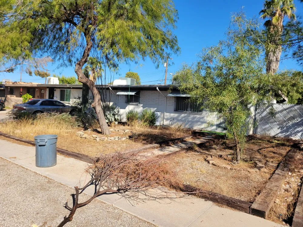 Reliable garden landscaping in Tucson, AZ by Superland Landscaping