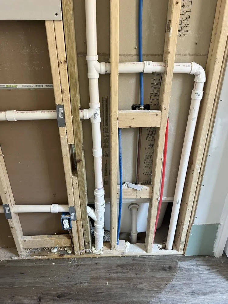 Top-rated residential landscaping for beautiful yards across Louisville, KY - Superman Handyman Shan