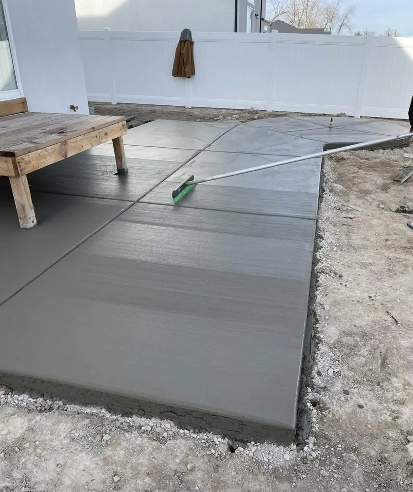 Professional landscaping services experts serving Federal Way, WA - Supernatural Construction