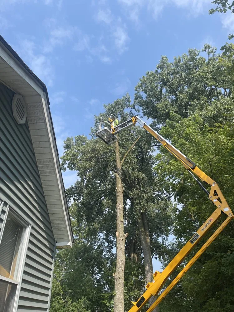 Top-rated landscaping services for homes in Fort Wayne, IN by Superscape Landscaping & More