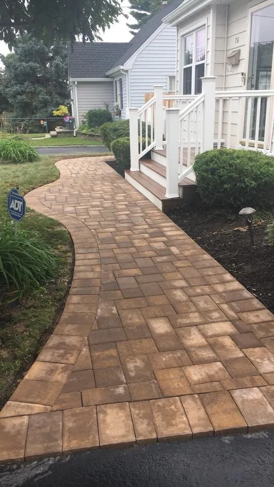 Affordable yard maintenance in Northport, NY by Superscapes Unlimited