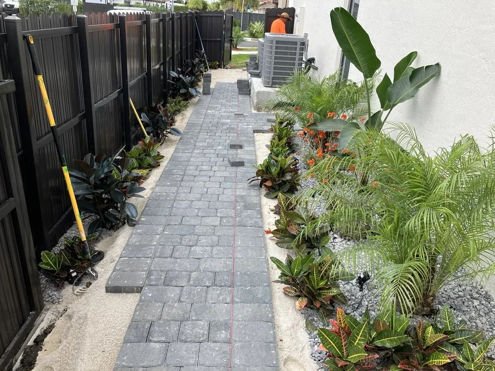 Expert outdoor landscaping in Montgomery, AL - Suppah Mario Bruthas Constructions