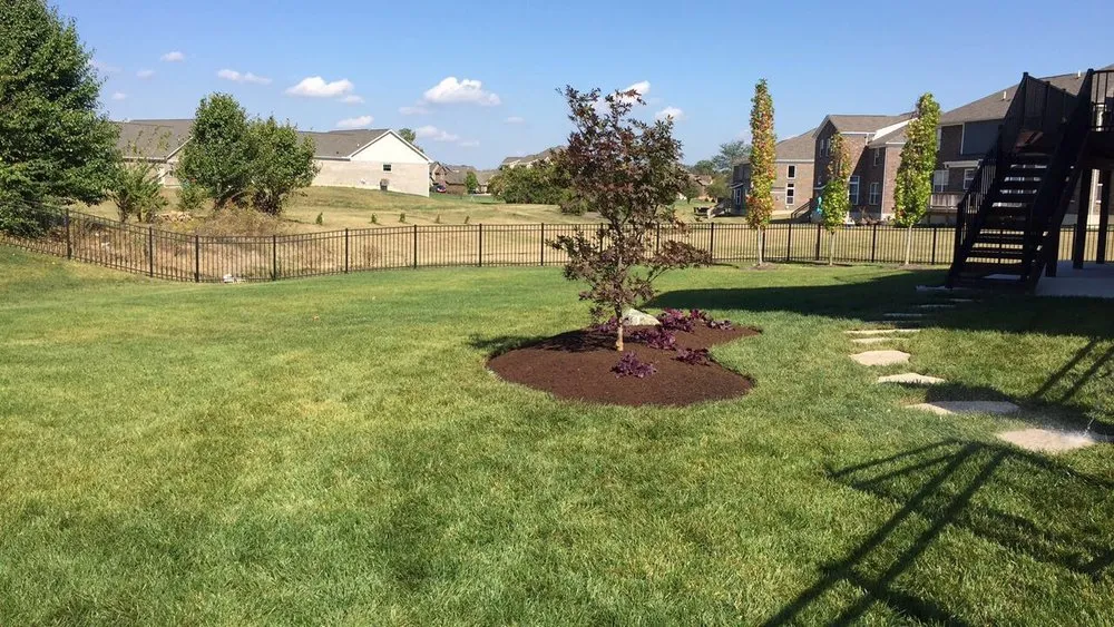 Expert yard maintenance experts serving Dayton, OH - Supreme Choice Solutions